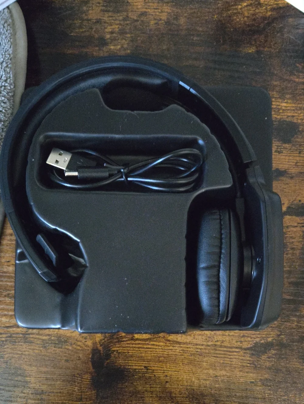 Wireless Headset - Noise-Cancelling Headset